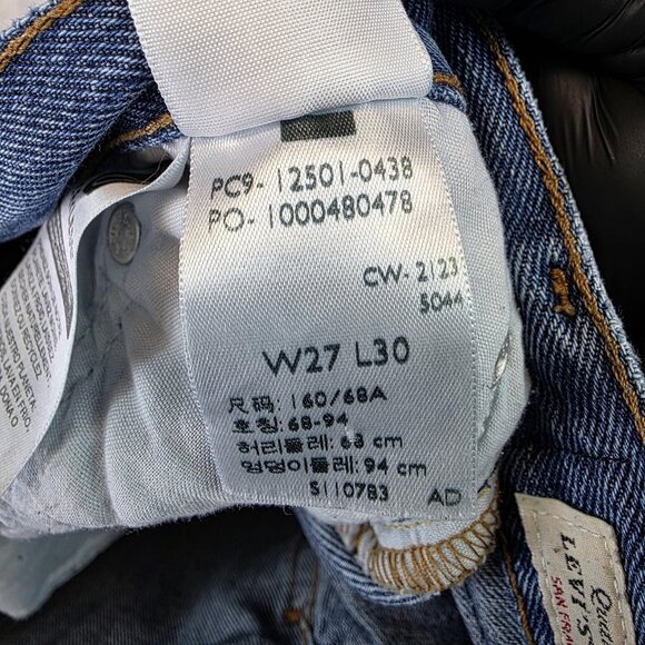 Levi's 501 Jeans Womens 27 Blue Denim Button Fly Straight Premium PC9 12501-0438 - Picture 16 of 16